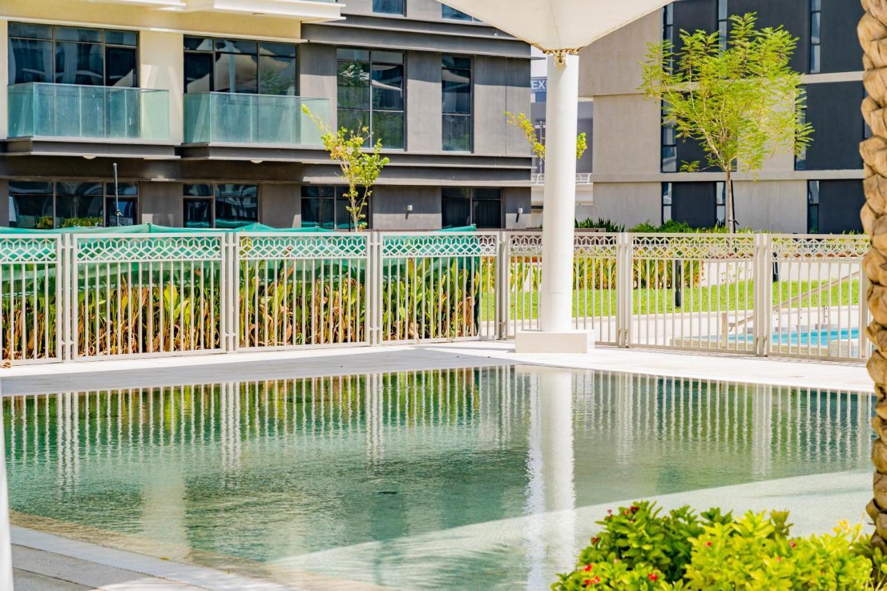 Expo Village Serviced Apartments Dubai Luaran gambar