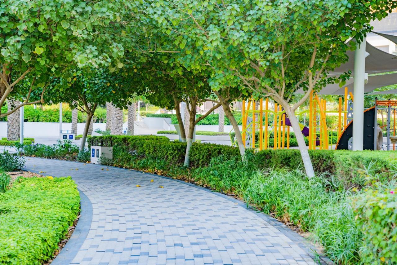Expo Village Serviced Apartments Dubai Luaran gambar