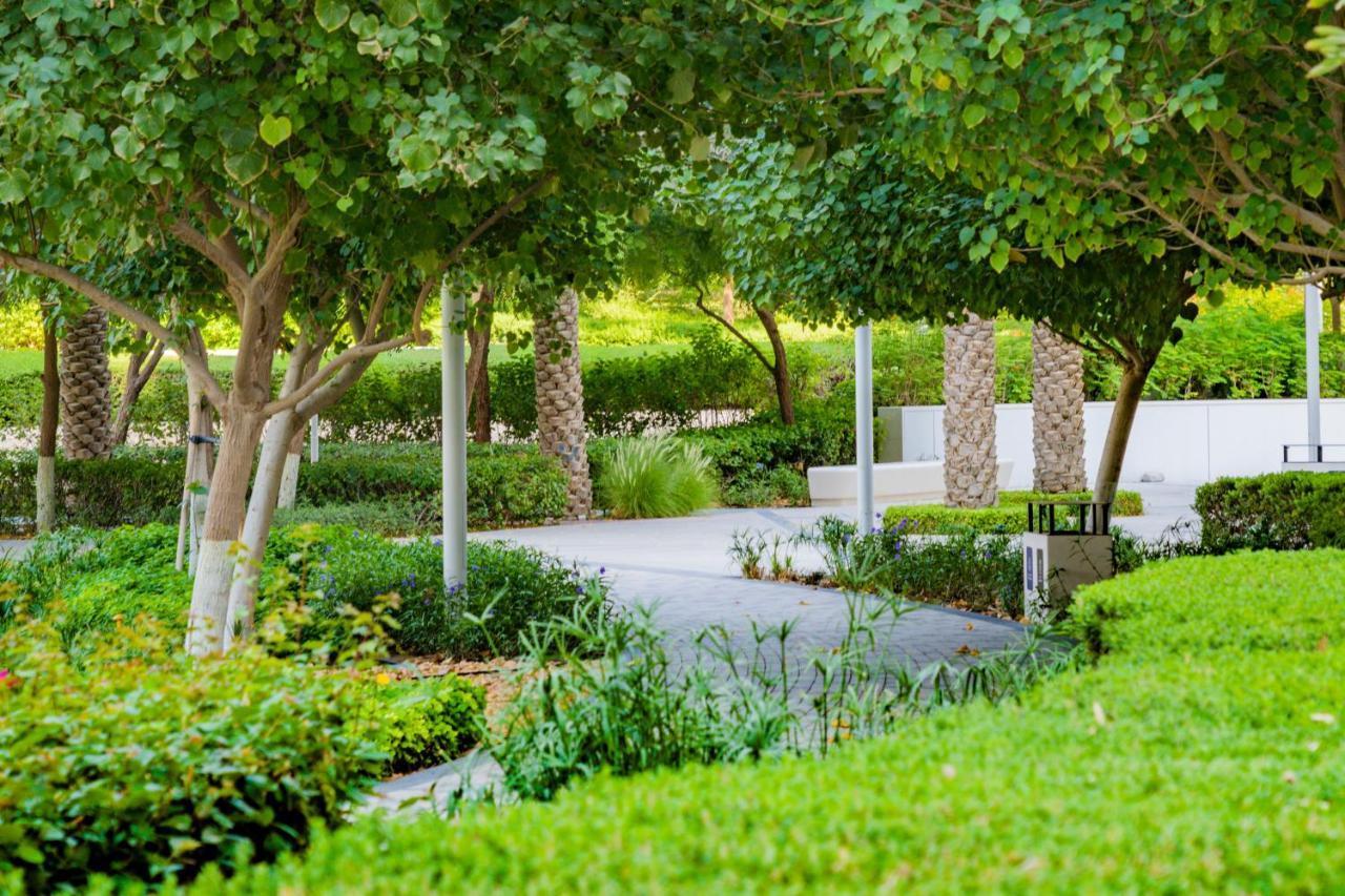 Expo Village Serviced Apartments Dubai Luaran gambar